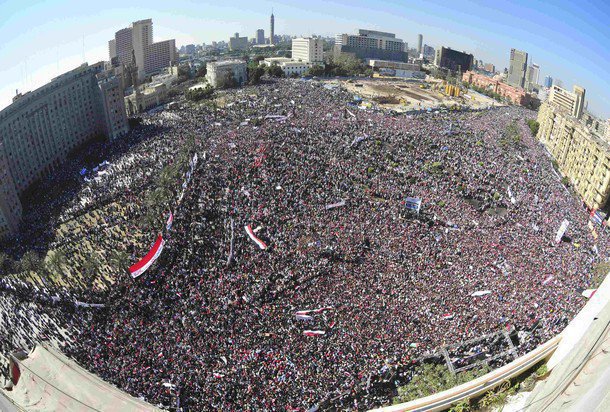 «خطة مدروسة» للانقضاض على ثورة 25 يناير فى مصر Uusoou10