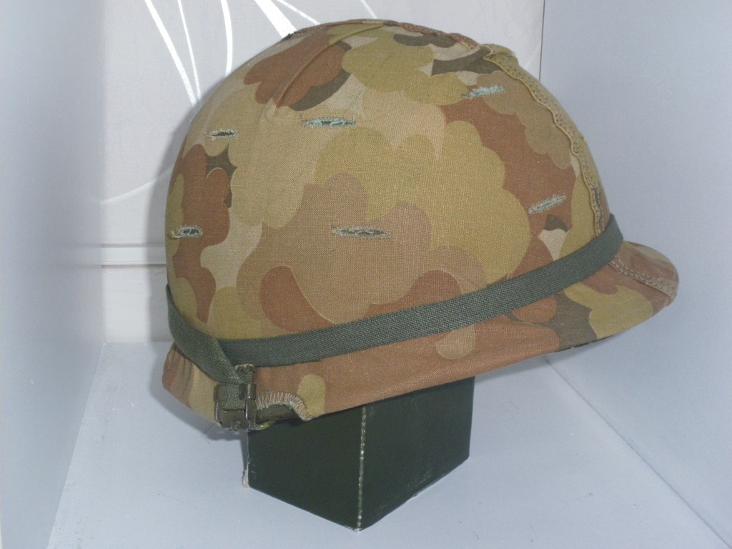 Les camouflage band helmet Imgp0625