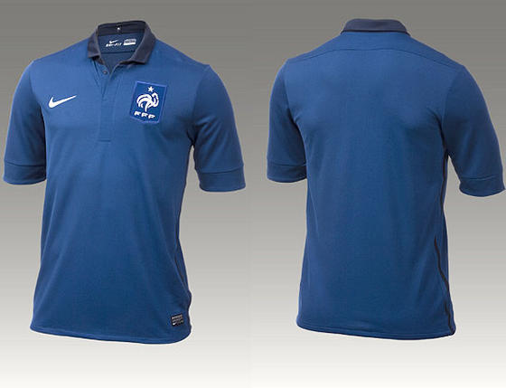 [Image]le nouveau maillot de l'équipe de France (extérieur) Maillo10