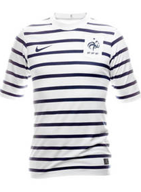 [Image]le nouveau maillot de l'équipe de France (extérieur) Maillo11