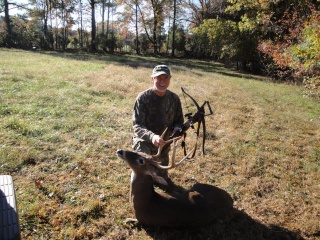 First whitetail buck taken with medieval crossbow Dsc00815