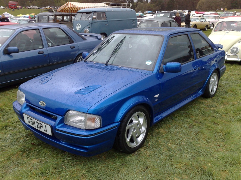 Look who's escort turbo i found in my old wheels day pics    Image410