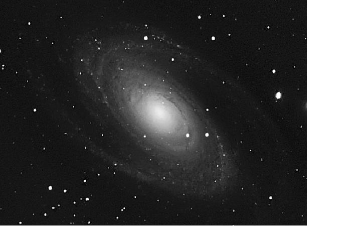 Première image de M81 avec ma nouvelle ccd M81_210