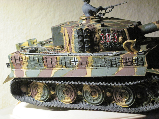 Tamiya Panzer Maßstab 1:35 Tiger 1  - Seite 2 10_tig10
