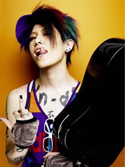 • galerie photos  Miyavi15