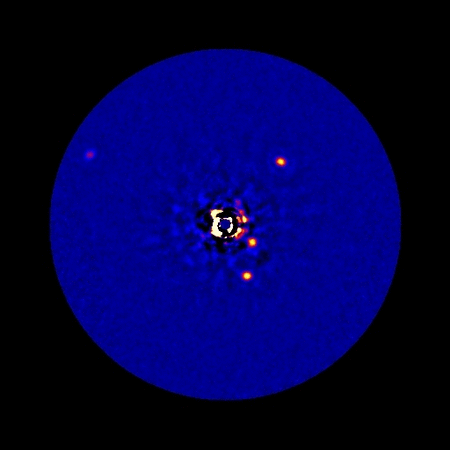 4 planètes géantes autour de la même étoile Mov01-10