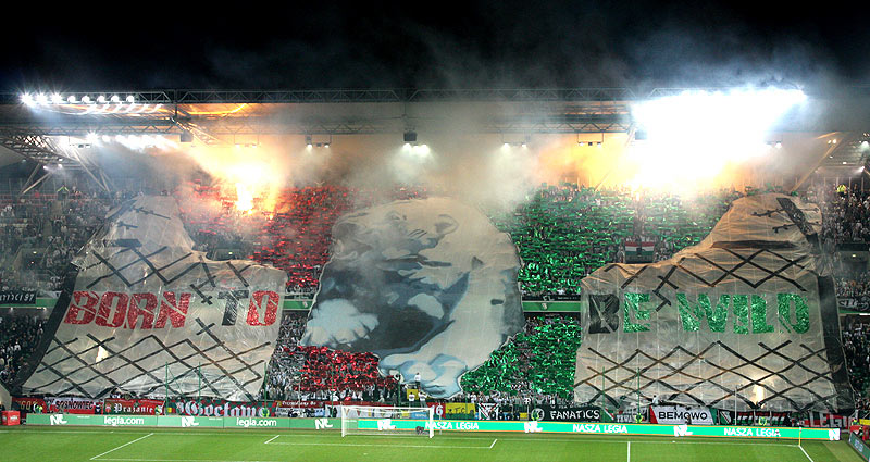 Count to 1000: Ultras Pics - Page 2 11arka10