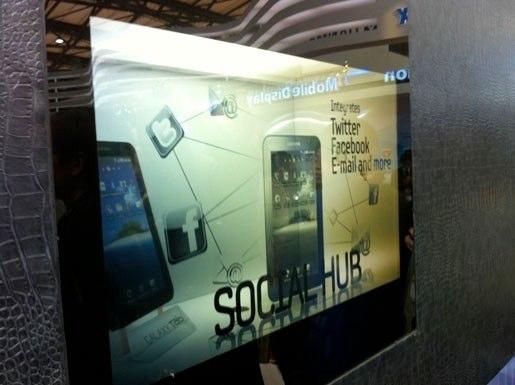 LCD Transparente para todos de la Mano de Samsung Transp10