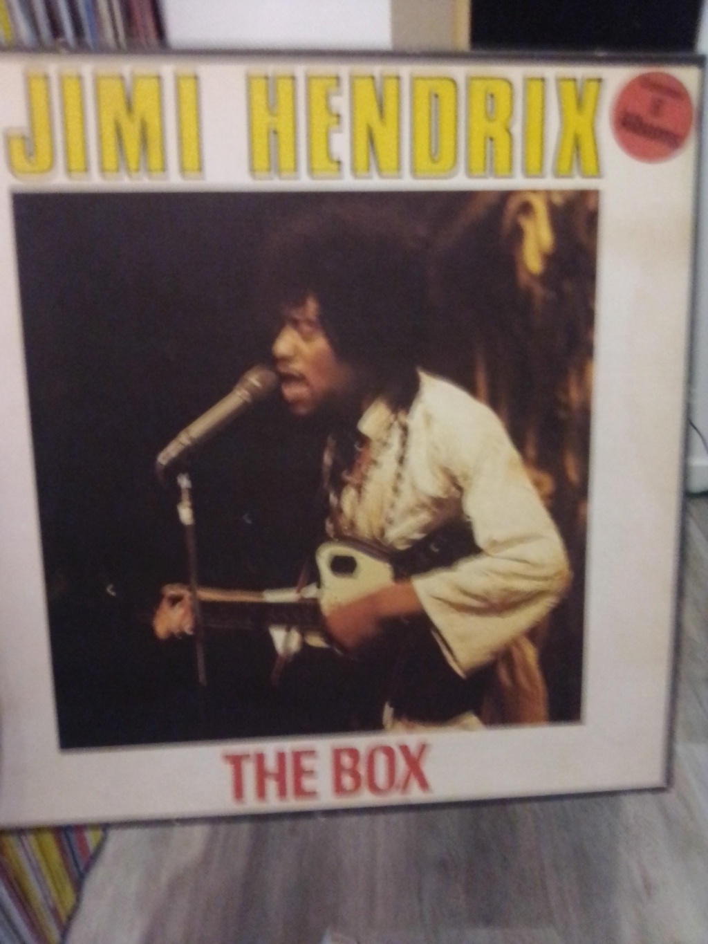 Qu'écoutez-vous de Jimi Hendrix en ce moment ? - Page 7 Img_2010