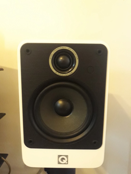 Q Acoustics 2020i Speaker [SOLD] 20190913