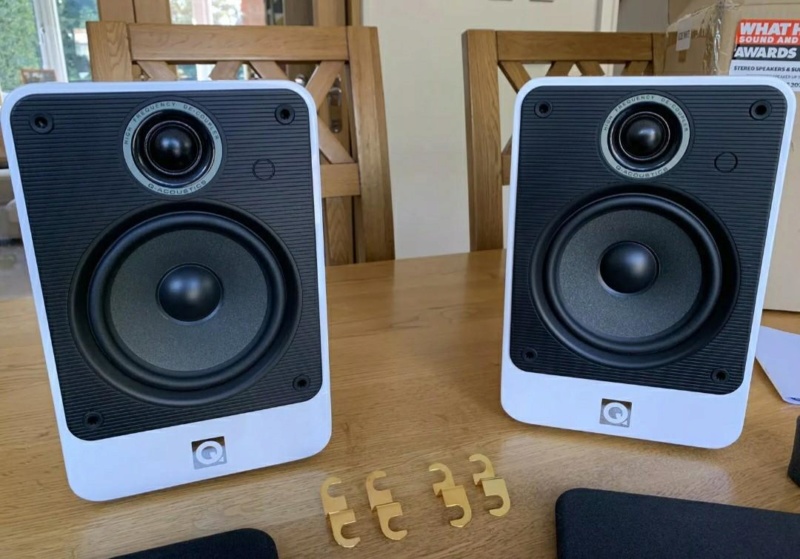 Q Acoustics 2020i Speaker - NEW IN BOX Q_acou15
