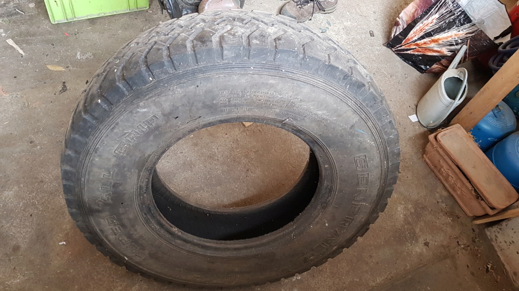 2 pneus en 7.50  16 20190632