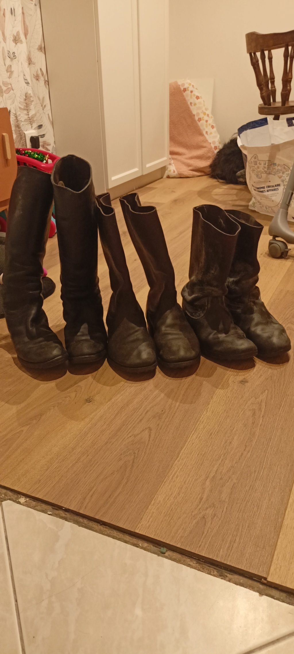 3 paires de bottes allemandes Img20164