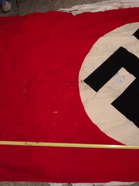 2 drapeaux allemand ww2 Img_2297
