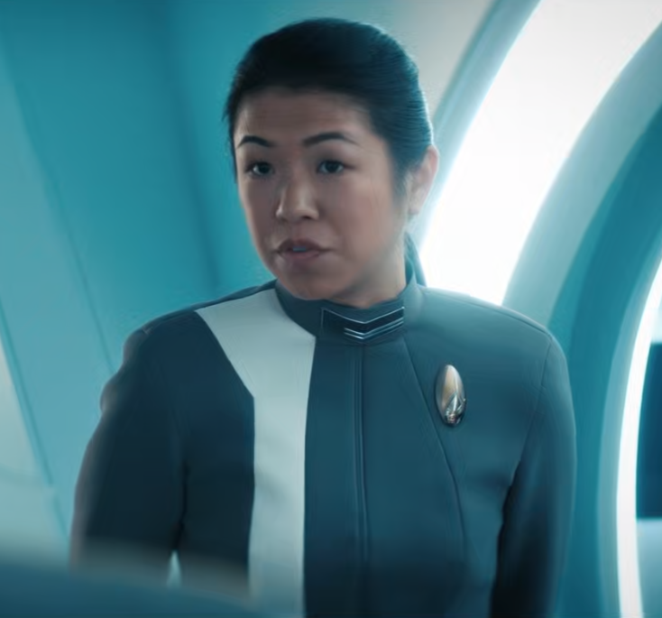 [Spoilers DSC S3] Les uniformes de Starfleet au 32e siècle. Offici11