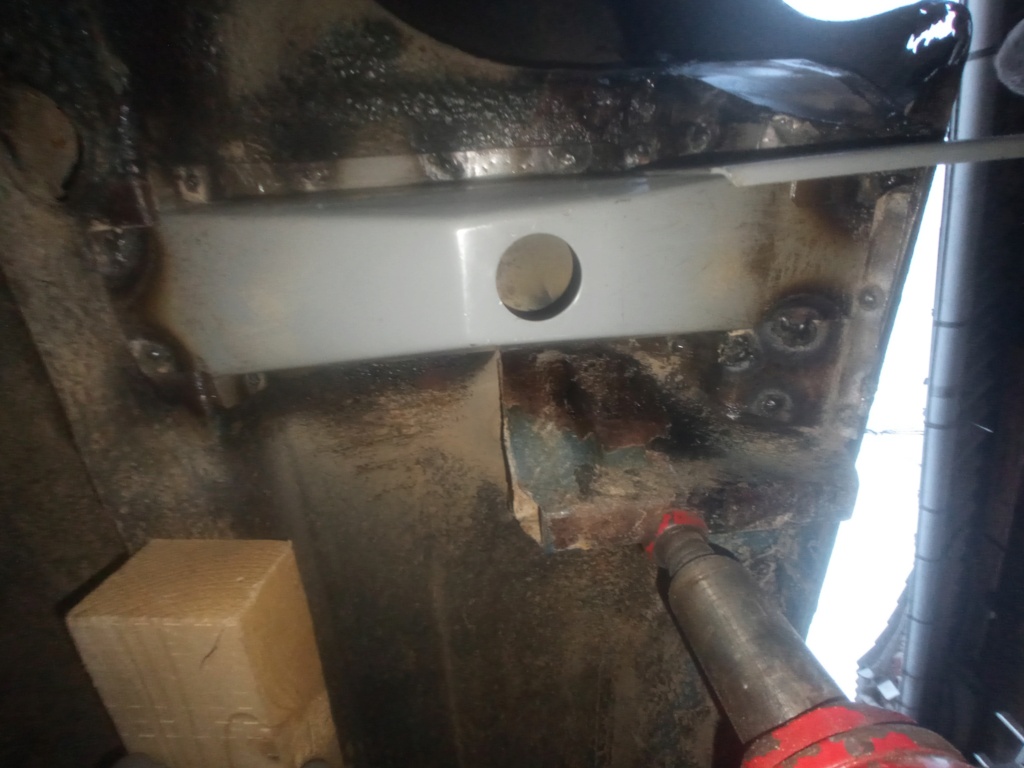 Réparation corrosion perforante pour le CT Img_2037