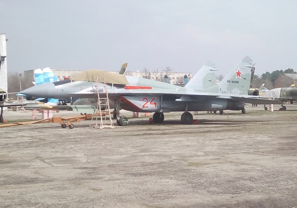 MiG-29/ΜiG-35 Fulcrum: News - Page 38 86398d10