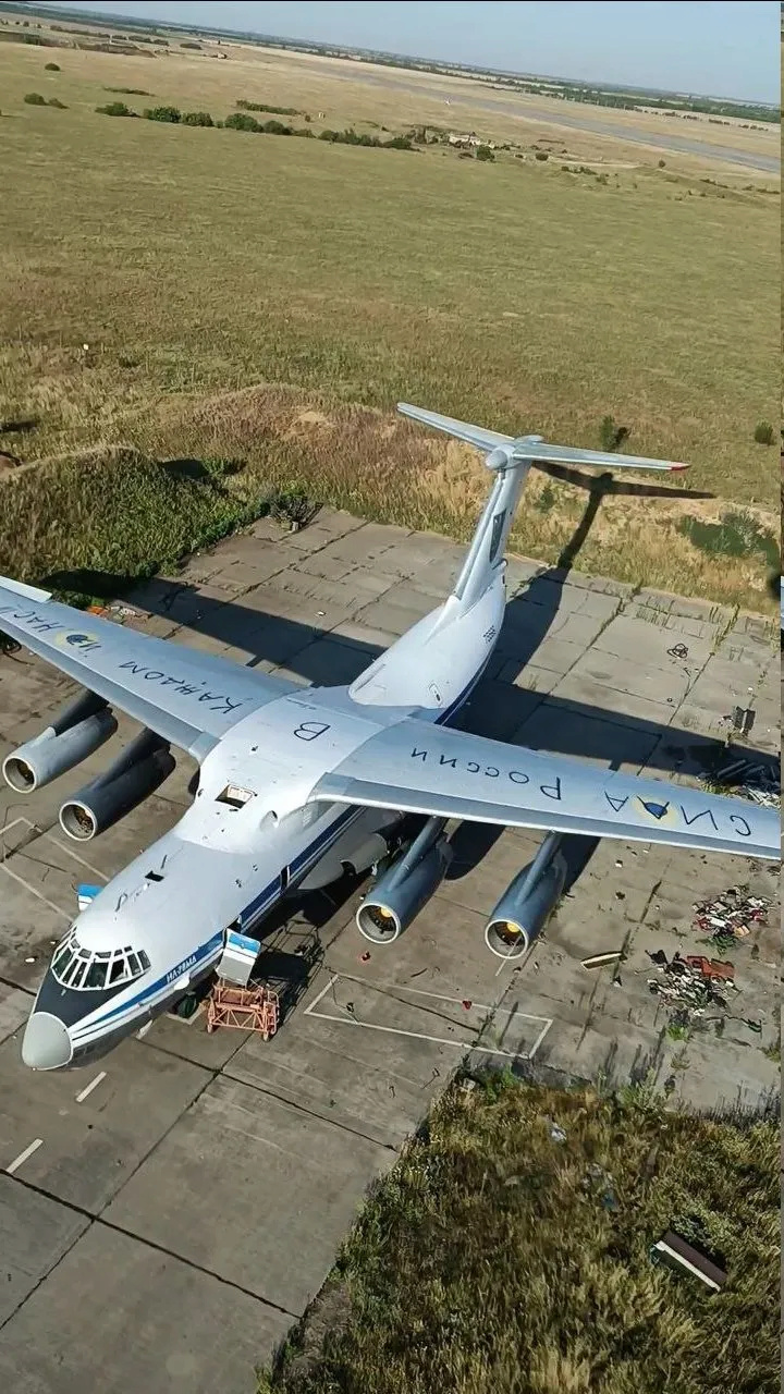 Il-76/476 Military Transports - Page 13 Https310