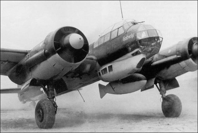 [Revell] Junkers JU-88 A-4, bombardier au-dessus des eaux du grand nord  (FINI) - Page 3 20230115