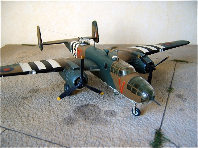 [Italeri] B-25 C Mitchell (RAF) FINI - Page 4 Img00058