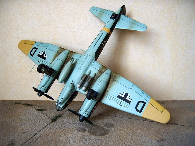 [Revell] Junkers JU-88 A-4, bombardier au-dessus des eaux du grand nord  (FINI) - Page 3 Img00114