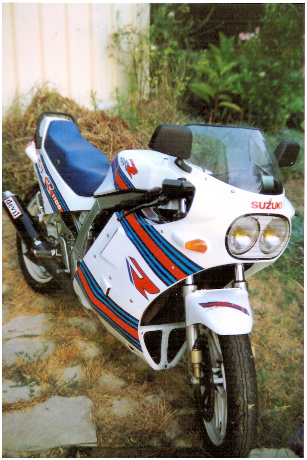 45 ans de moto et dernière acquisition B-king 2010 Gsxr-m11