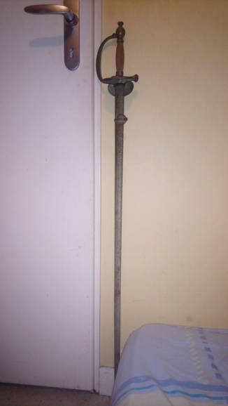 Épée medecin fourreau métal peint Dsc_1323