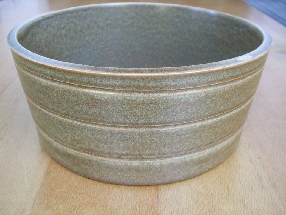 Temuka Riverstone - Large Serving Bowl. 06012010