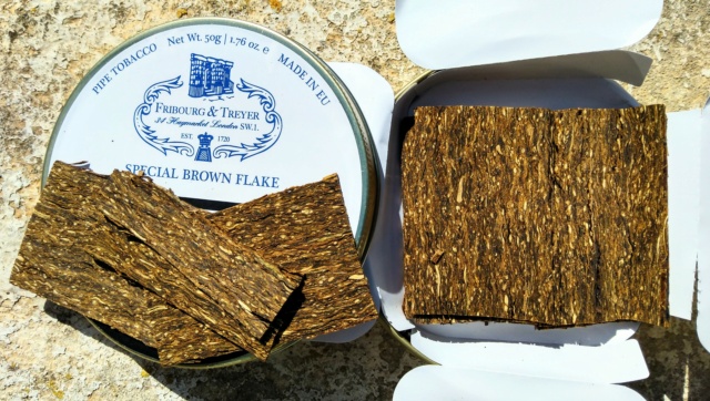 FRIBOURG & TREYER, Special Brown Flake, lata 50 grs. Img_2223