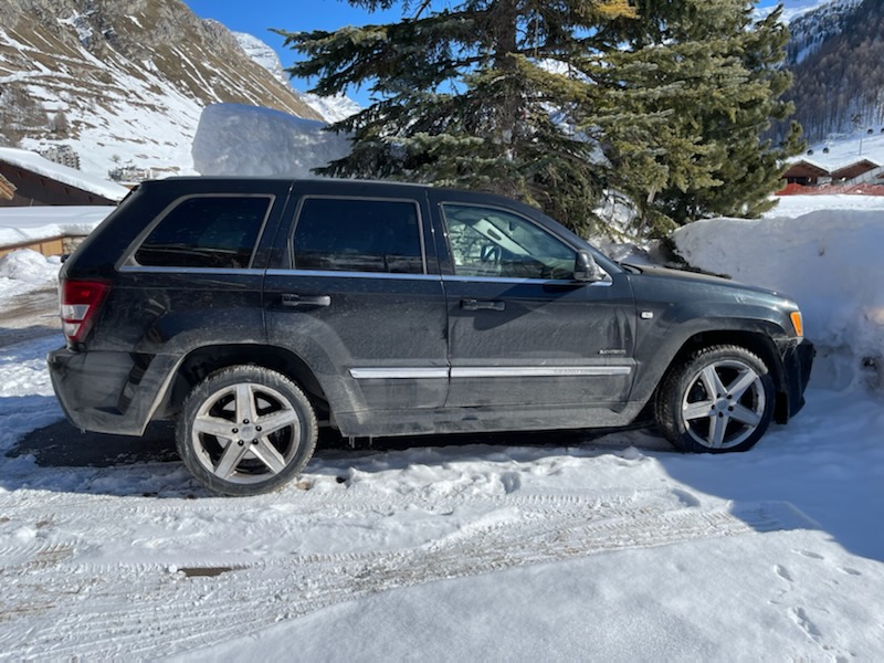 Jeep Grand Cherokee SRT8 2006...l'original ! C5919f10