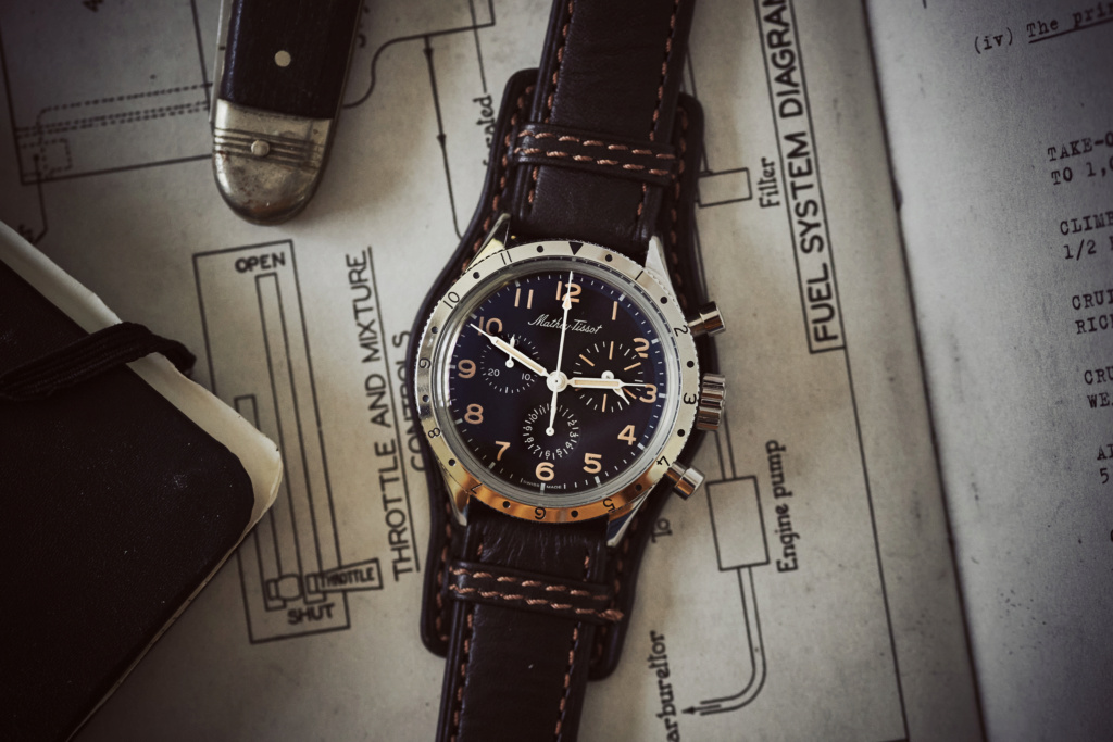 flieger - Feu de vos montres d'aviateur, ou inspirées du monde aéronautique - Page 33 Dsc06312