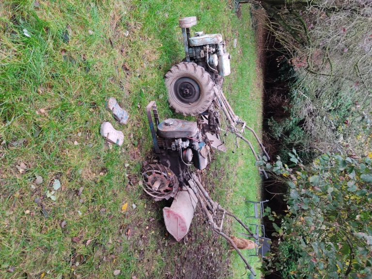 [Vends] 2 Motoculteurs MABEC CB5 pour pièces ou à redémarrer Img_2023