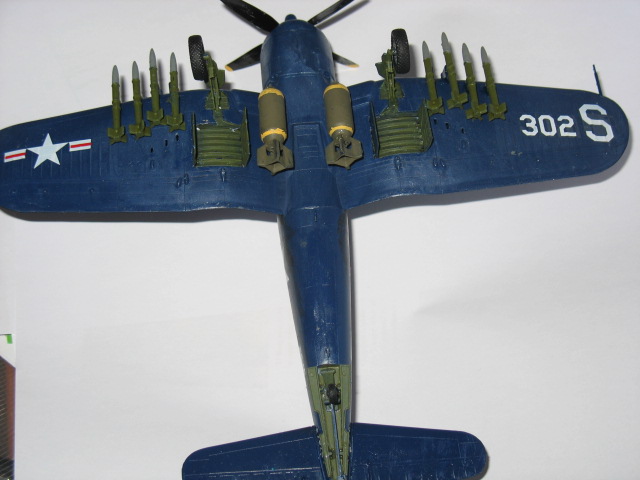 premier modele aero corsair F4U 4B Img_1413