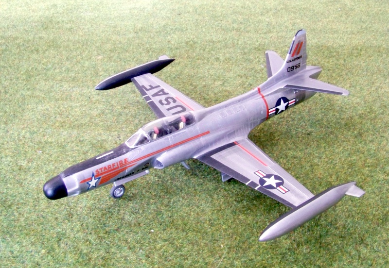 [LINDBERG] LOCKHEED F-94C STARFIRE Réf 519-79 100_6419