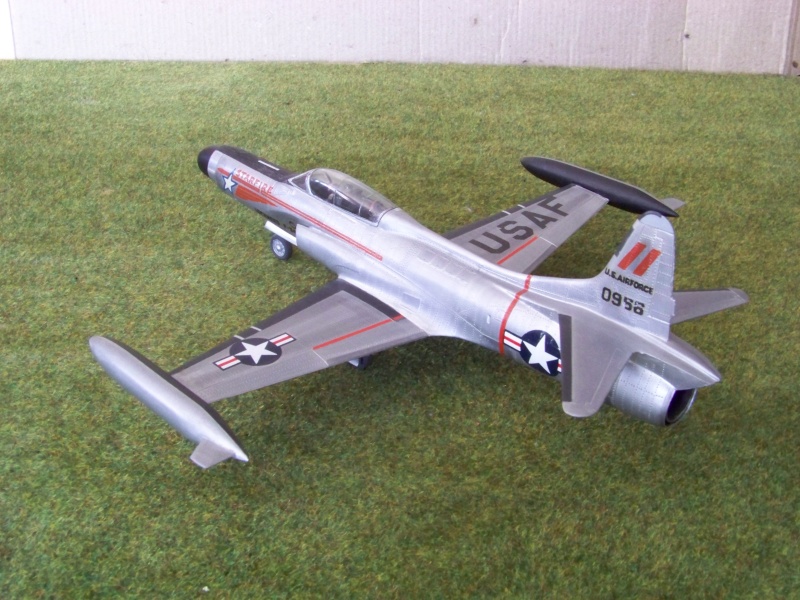 [LINDBERG] LOCKHEED F-94C STARFIRE Réf 519-79 100_6420