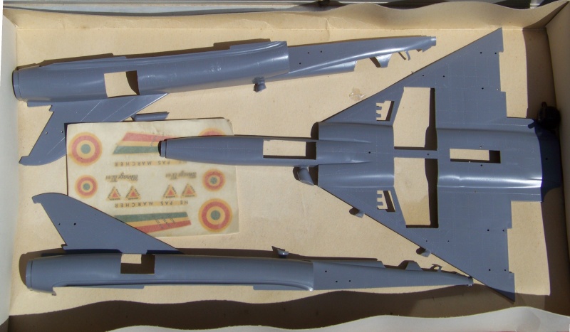 [Heller] Dassault Mirage IVA-01 (1/50) (1964) 100_6438