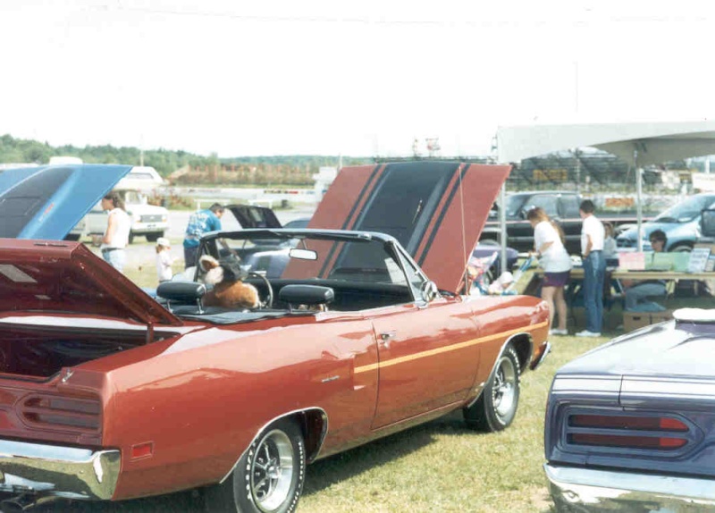 318 - Road Runner 1970 décapotable - Page 2 70rrcv11