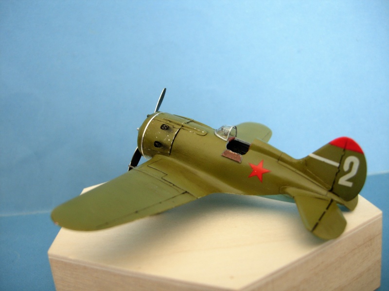 Polikarpov I-16   Type 10 (ICM 1/72) Suite et fin. - Page 2 Dscn3836