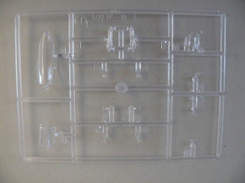 YF-19 (Macross Plus) Hasegawa 1/72 Grappe18
