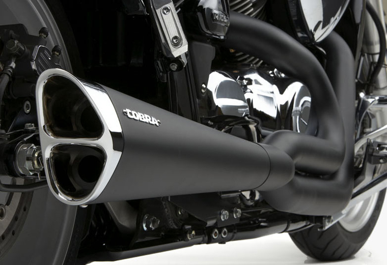 Nouvel échappement AKRAPOVIC pour nos scooters 3 roues... L_c10d10