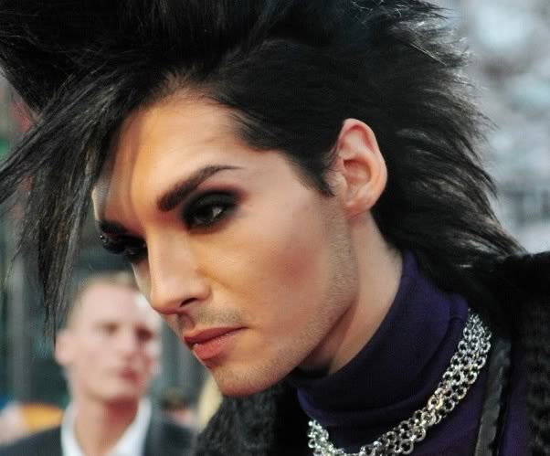 A Barba do Bill Kaulitz - Página 4 Bill_310