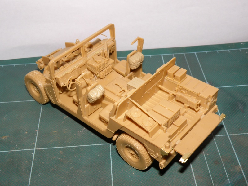 M1114 BRONCO 1/35 Pc100015