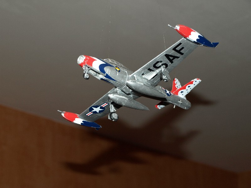 F-84G "Thunderbird" Hobby Boss P1012826