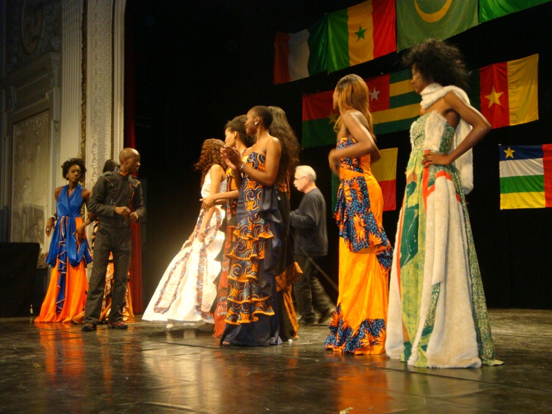 "DREUX fête l'AFRIQUE" le 20 novembre 2010 Dsc02589