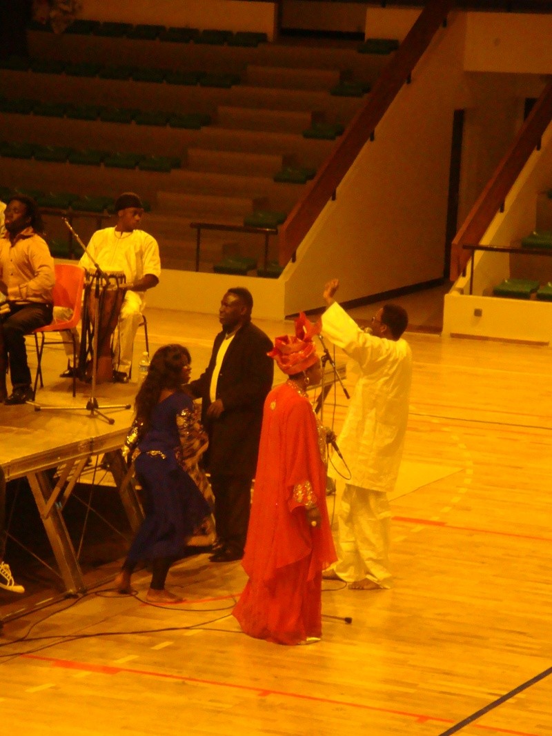 Musique,chants, folklore,luttedu Sénégal le 27/11/10 à Dreux Dsc02943