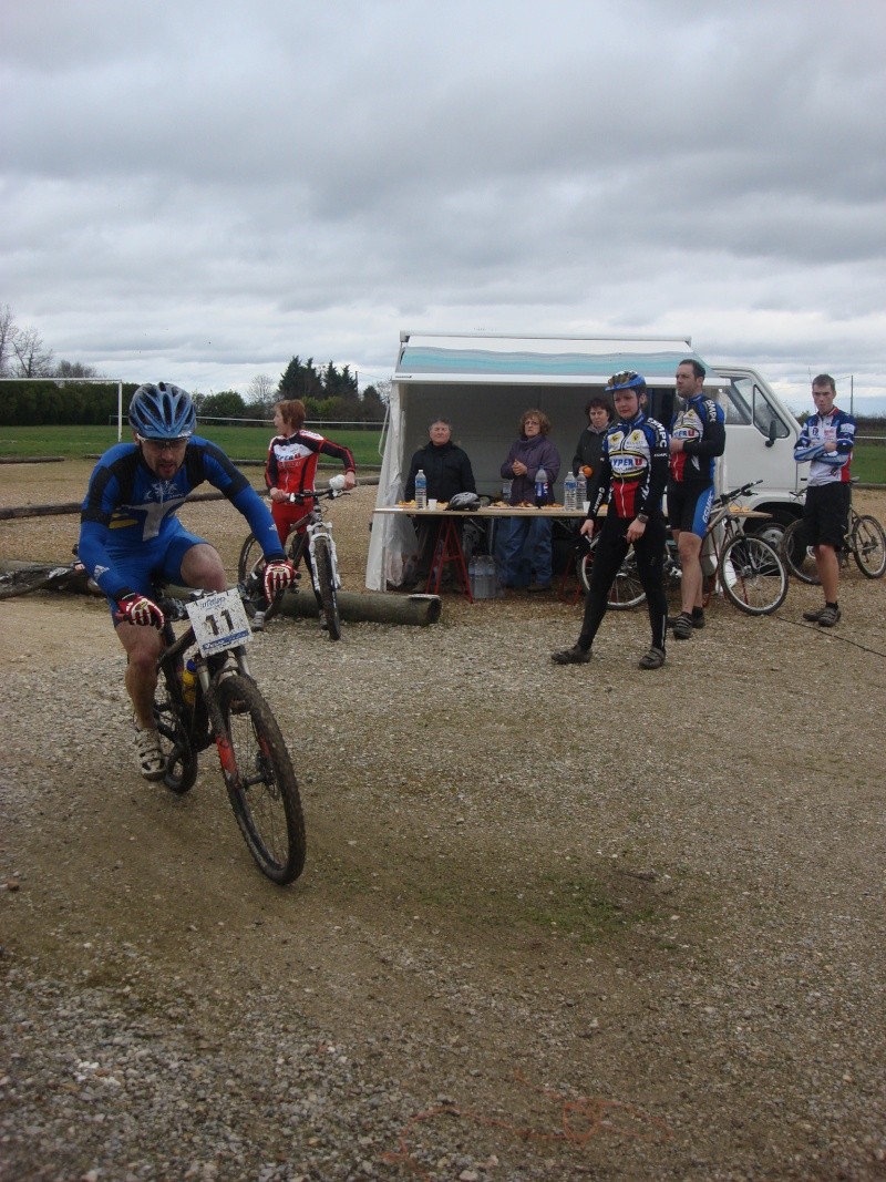 Compétition VTT le 28/03/10 à Crécy Couvé Dsc07682