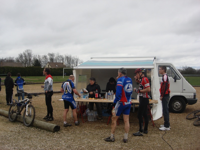 Compétition VTT le 28/03/10 à Crécy Couvé Dsc07776