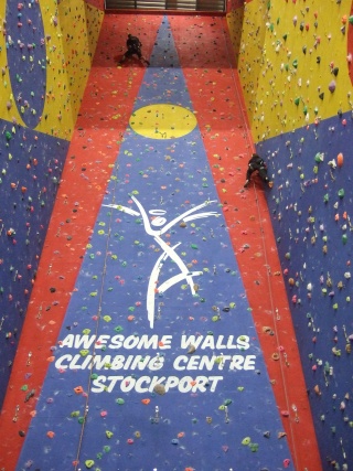Climbing at Stockport 7th January Dscf0310