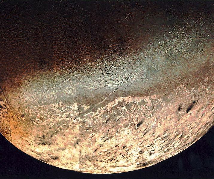 Triton - lune de Neptune 715px-10