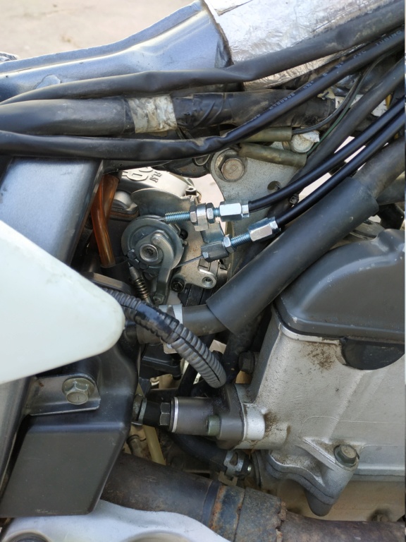 carburateur FCR 37 touche et coince  Img_2015